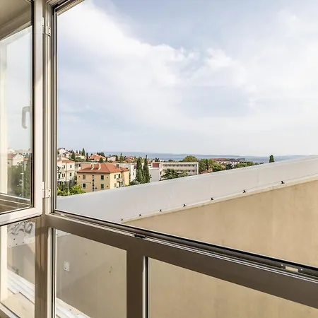 Le Blue, With Sea View 스플리트